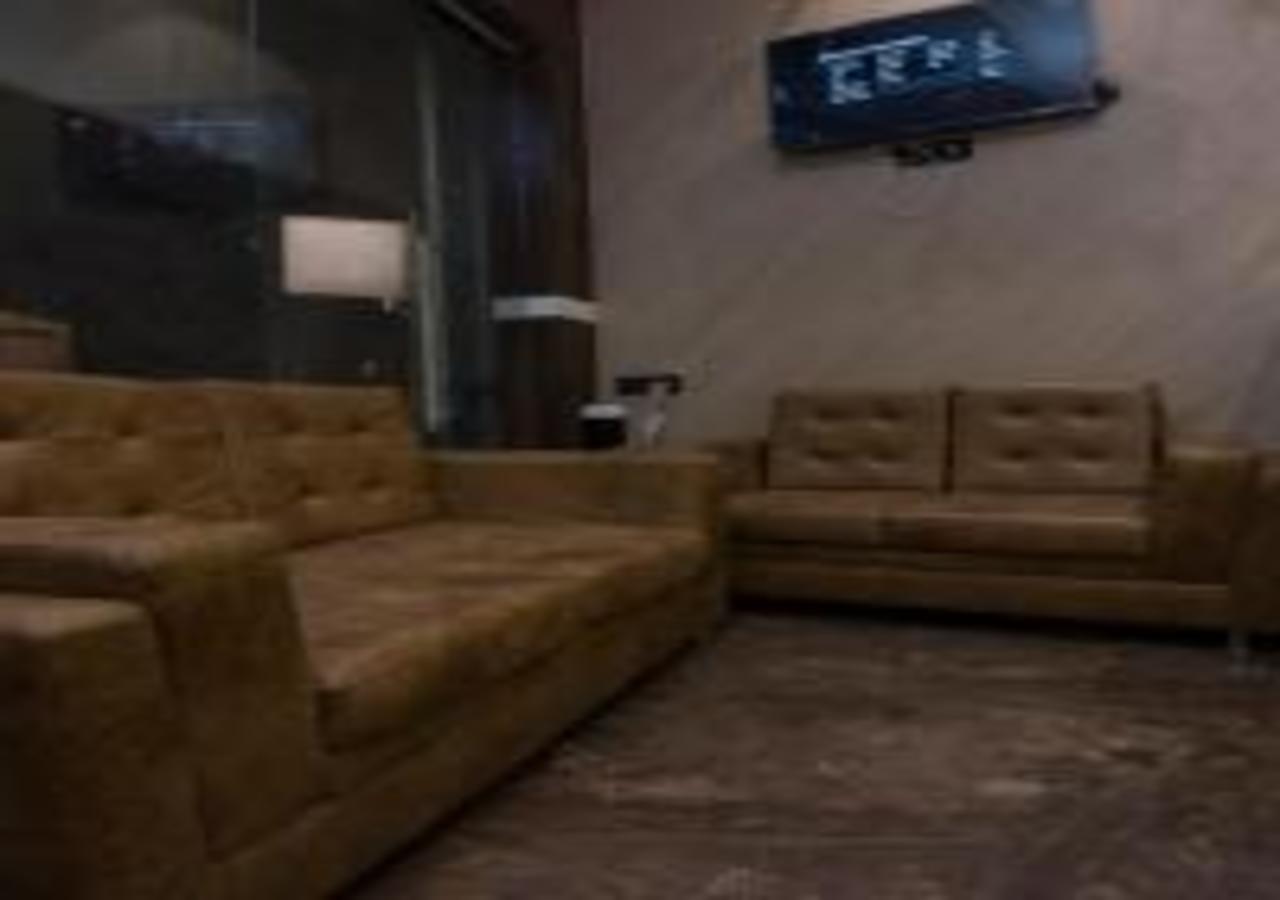 Hotel Meriton Mumbai International Airport T-2 Exterior foto